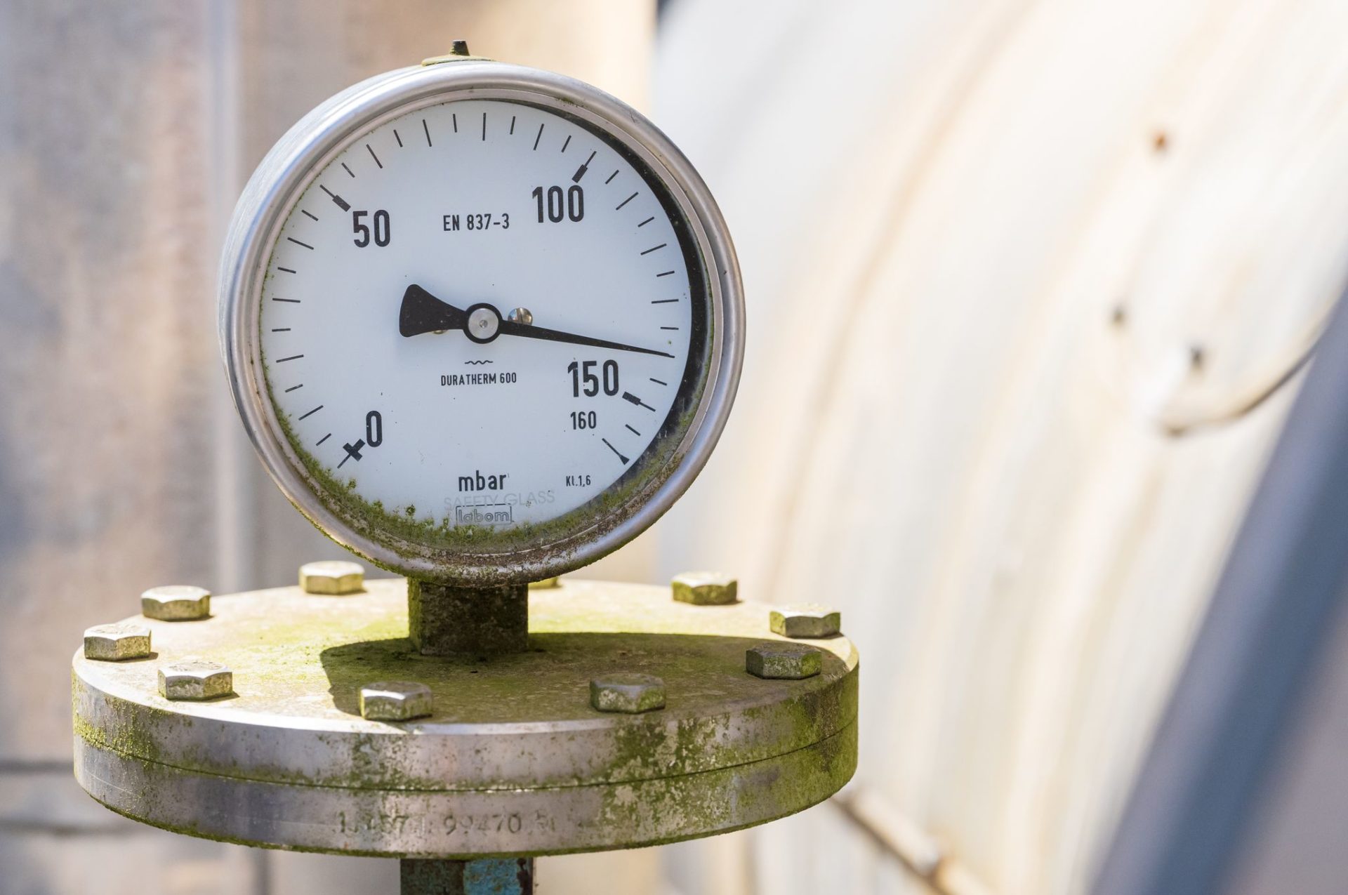 EU mulls energy measures