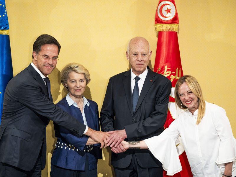Europe in brief: EU-Tunisia deal aims to tackle illegal migration