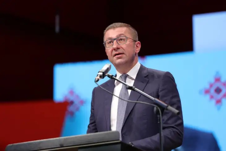 Мицкоски: И посакувам многу успех на Албанија, можеби еден ден нашите патишта повторно ќе се сретнат на траекторија кон членството во ЕУ 