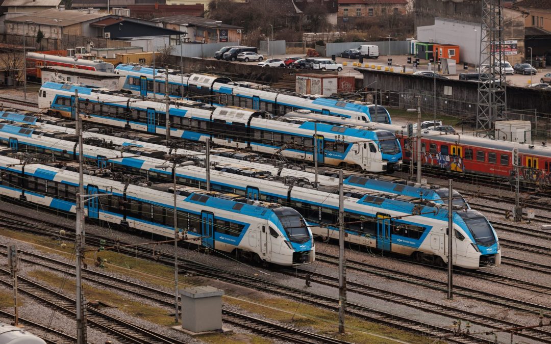 Bruselj Slovenijo poziva k pospešitvi črpanja evropskih sredstev